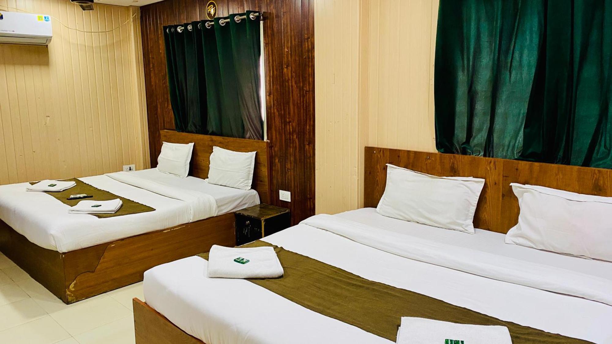 Hotel Ivanna 3*